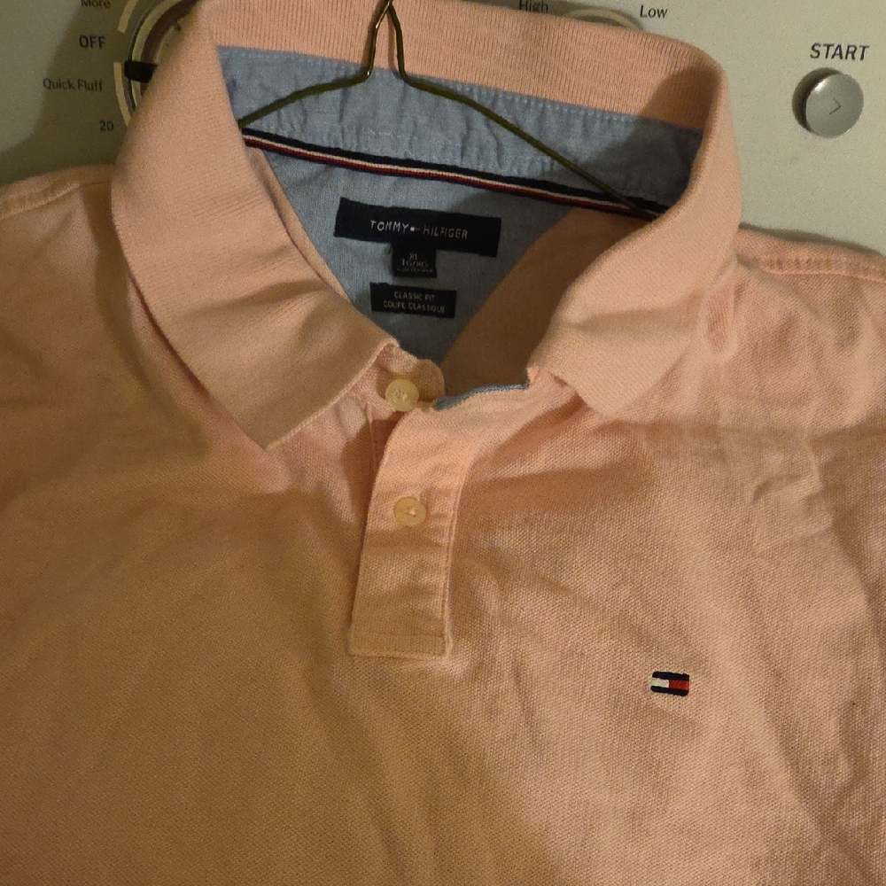 Tommy Hilfiger Men's Light Pink Polo Shirt